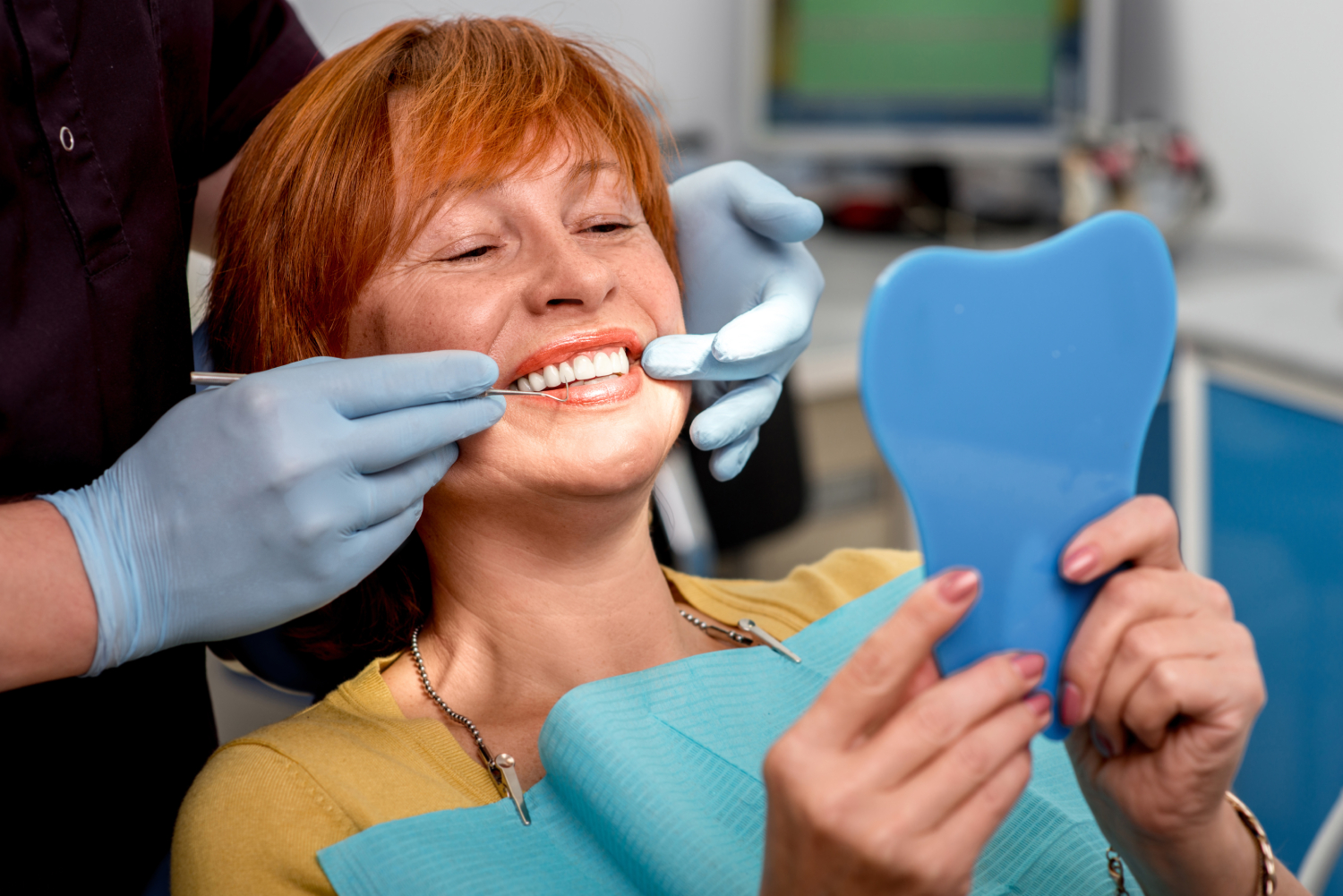 The Complete Guide to Implant Crowns: Restoring Smiles with Modern Dentistry
